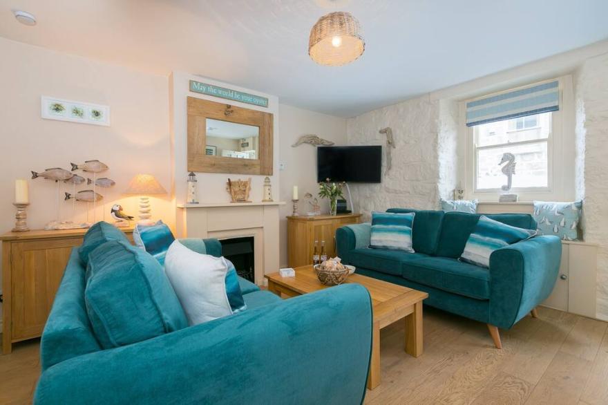 Oyster Cottage, Central St Ives - Sleeps 4 - Pet Friendly