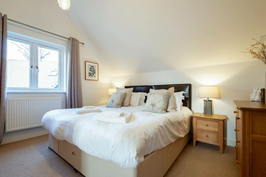 Trewhiddle Villa 24 -  a trewhiddle that sleeps 7 guests  in 4 bedrooms