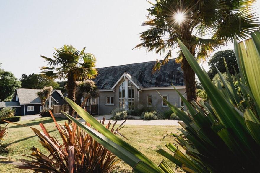Trewhiddle Villa 31 -  a trewhiddle that sleeps 6 guests  in 3 bedrooms