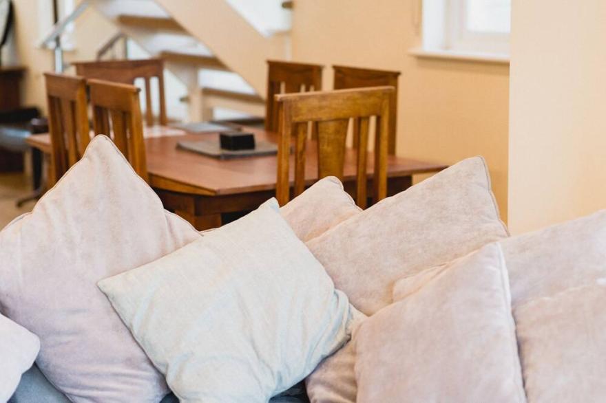 Trewhiddle Villa 31 -  a trewhiddle that sleeps 6 guests  in 3 bedrooms