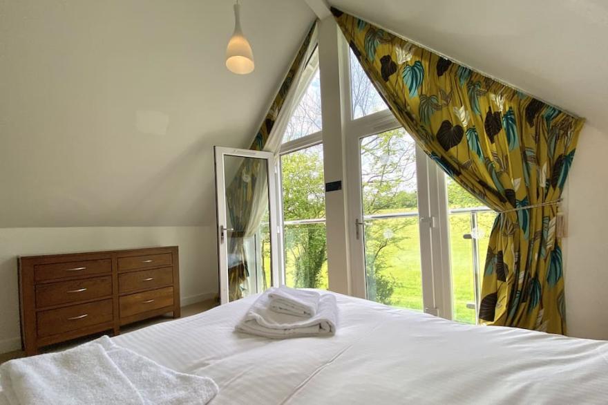 Trewhiddle Villa 20 -  a trewhiddle that sleeps 6 guests  in 3 bedrooms