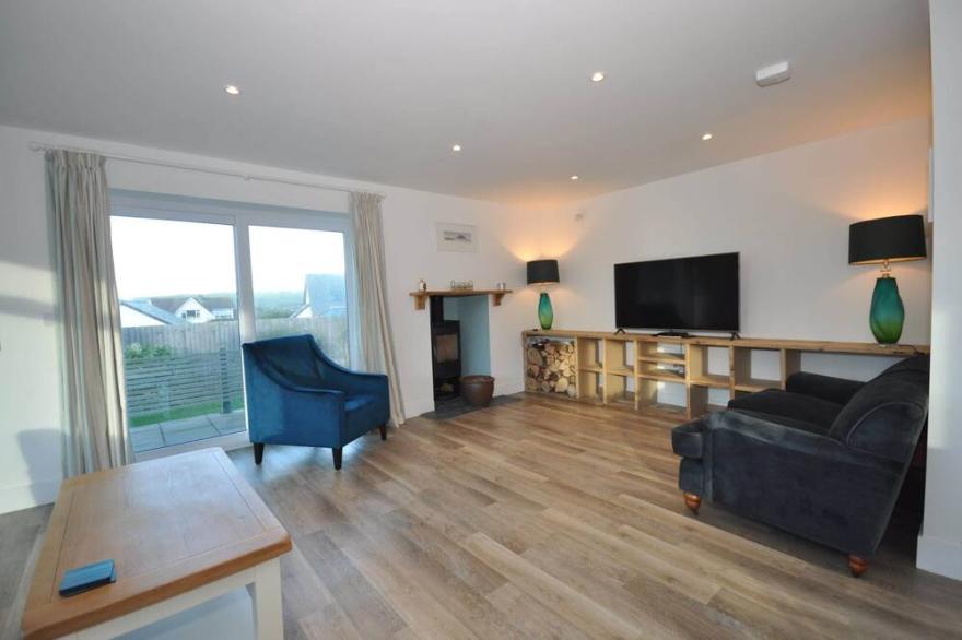 Seascape Croyde with private Hot Tub, Croyde Beach