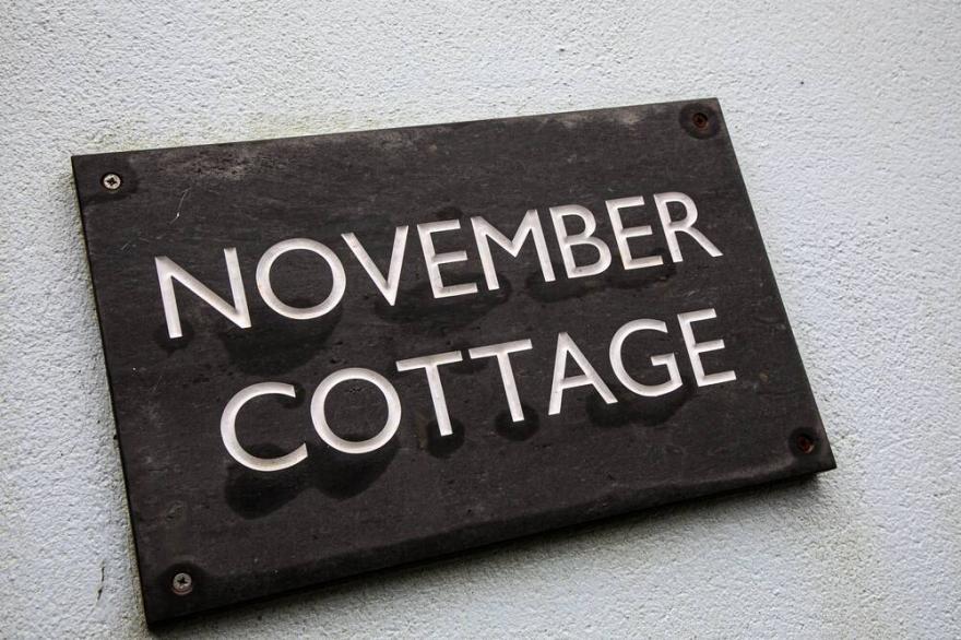 Quaint Family Cottage - Short Walk Dittisham Quay