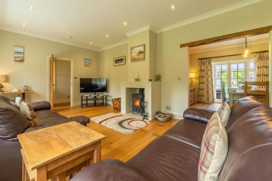 A wonderful holiday home tucked away quietly from the road in Thornham.