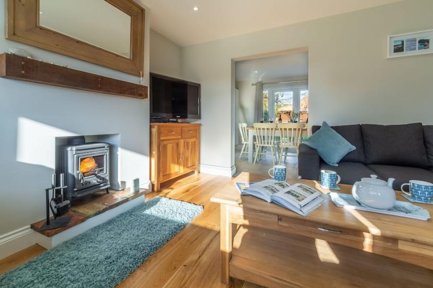 Totally refurbished in 2018, this 1970s detached house has been given a facelift