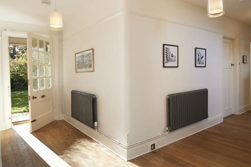 A spacious 1930’s period house set in the picturesque village of Eardisley.