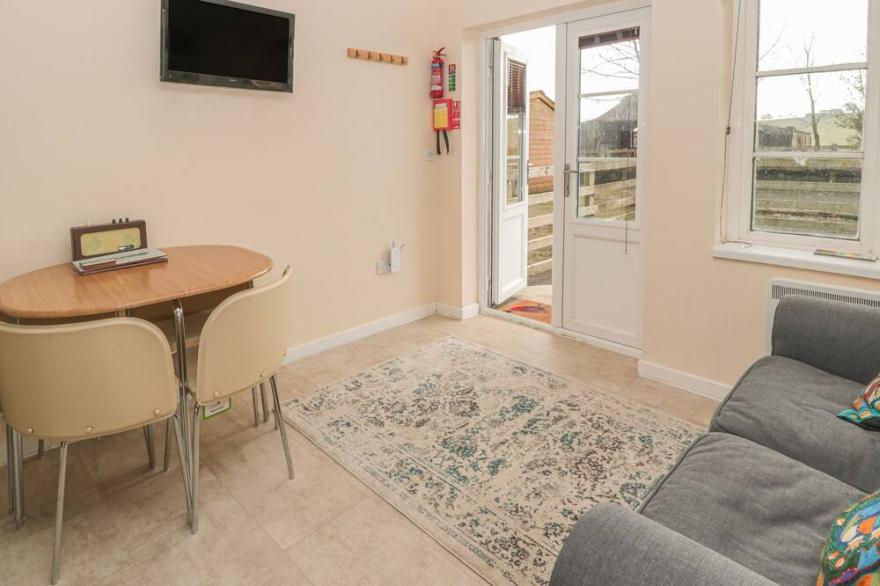 VALLUM KIOSK, pet friendly, character holiday cottage in Haltwhistle