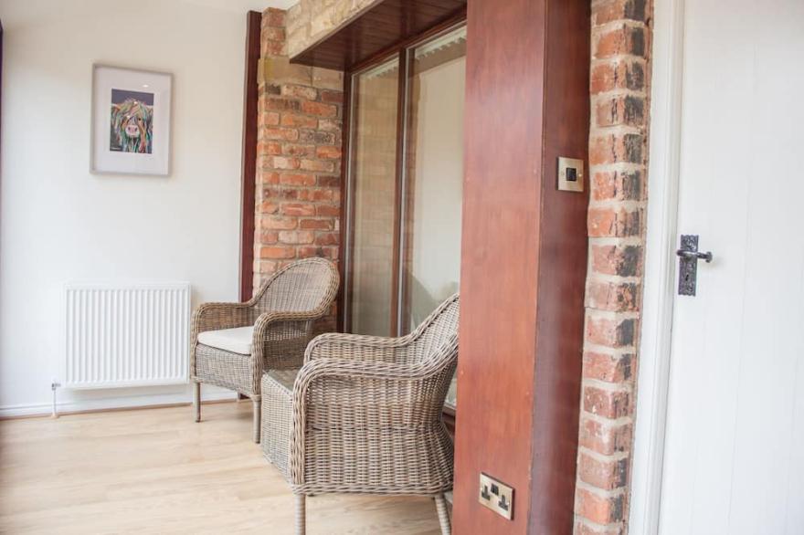 Keldy Cottage | sleeps 4 - Hot Tub, Dog Free - 5* Gold Award
