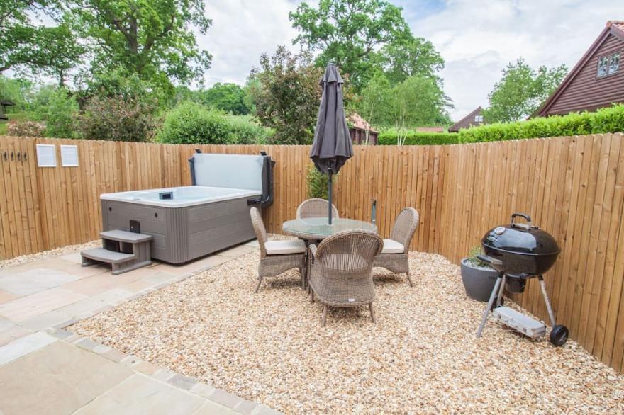 Rosedale Cottage | sleeps 4 - Hot Tub, Dog Friendly - 5* Gold Award