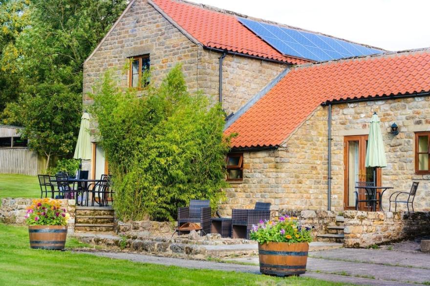3 bedrooms, ideal family & Friends, peaceful North York Moors National Park, lovely open views