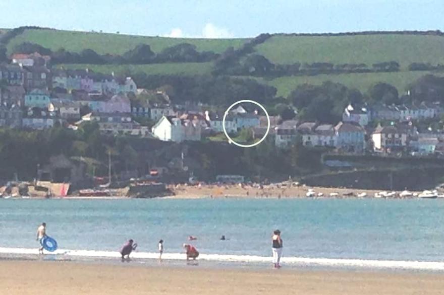 4 Bedroomed Cottage, So Close To The Beach That You Can See The Dolphins