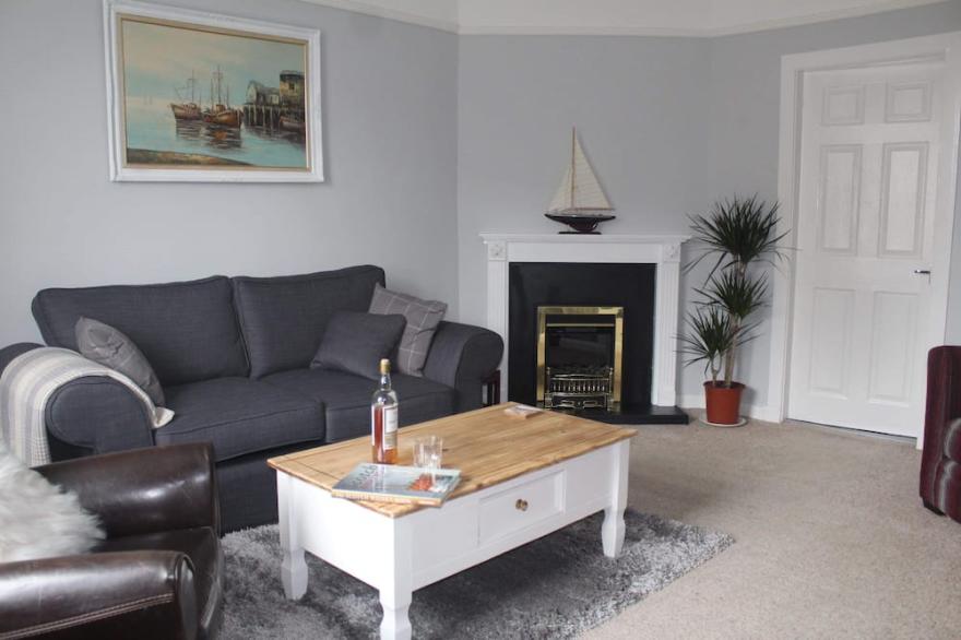 Welcomehouse is a lovely bungalow close to the beach with FREE WIFI.