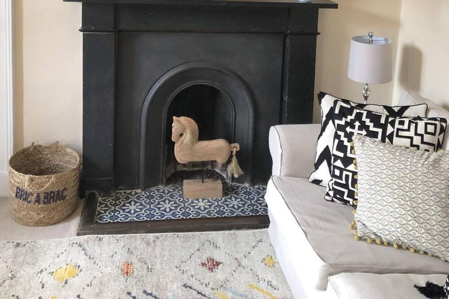 Fashion Designers Stylish New Town Apartment