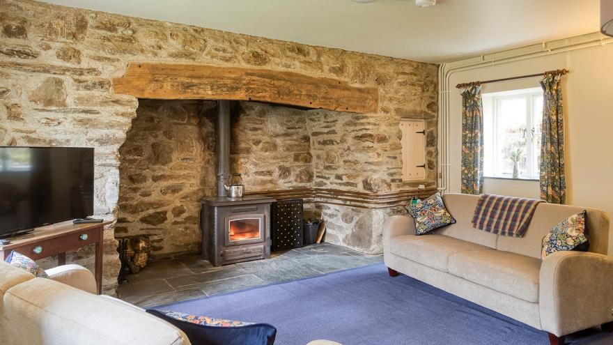 Glan Yr Afon