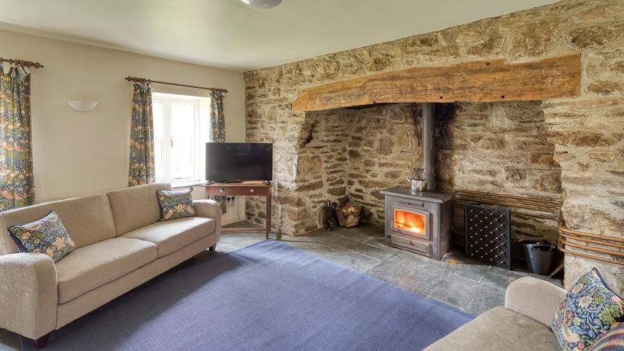 Glan Yr Afon