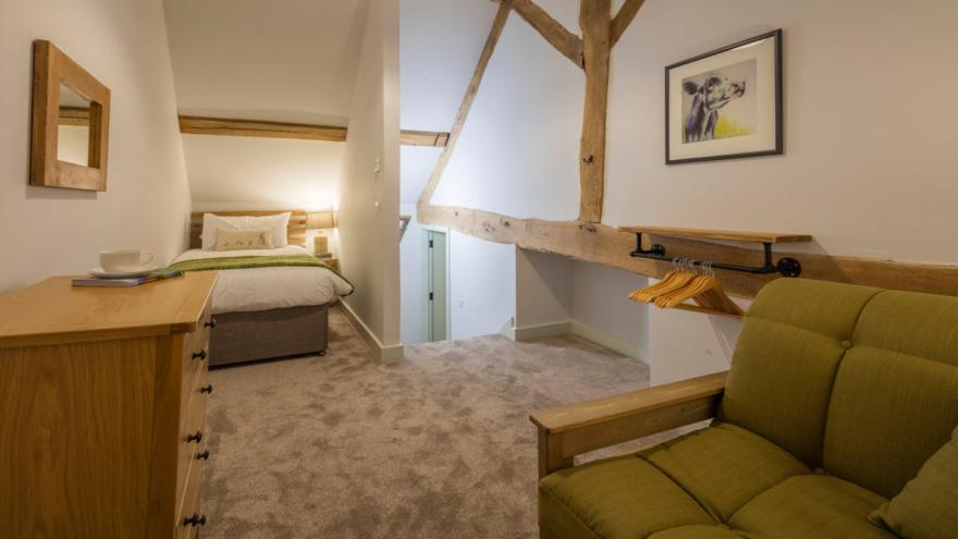 2 Morville Barn
