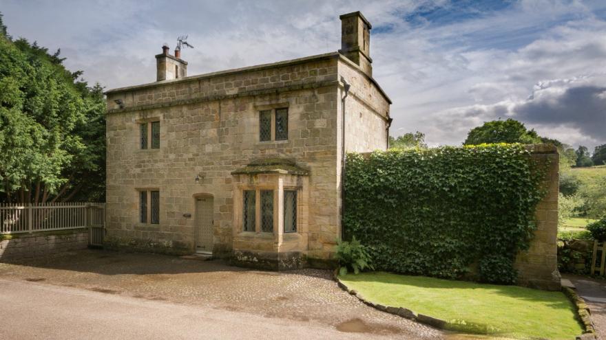 West Gate Lodge