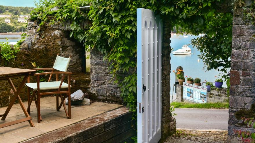Greenway Ferry Cottage