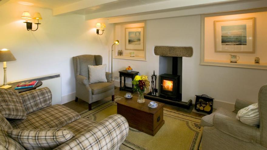 Degibna Lower Pentire Farm House