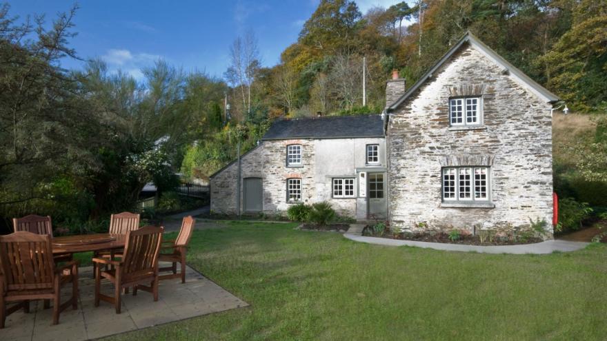 Trelissick Quay Cottage