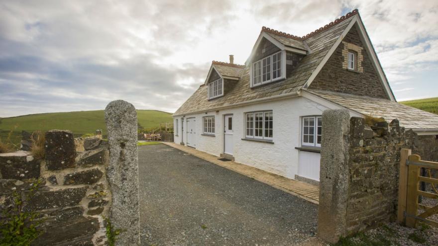 Doyden Stable Cottage