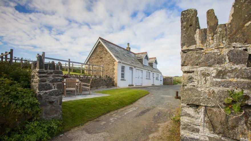 Doyden Stable Cottage