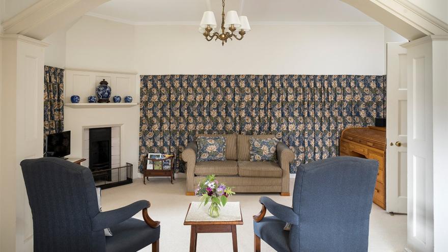 The Morris Apartment