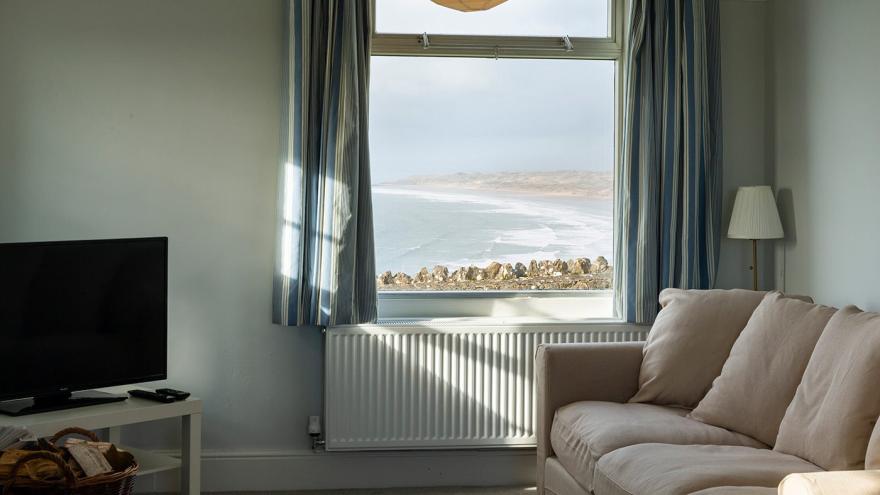 Rhossili 1 Coastguard Cottage