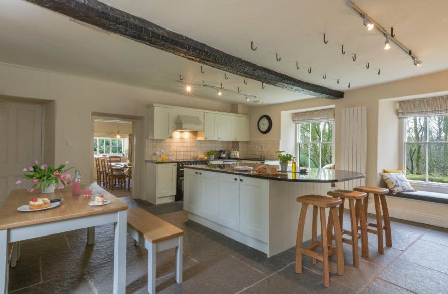 Holeslack Farmhouse