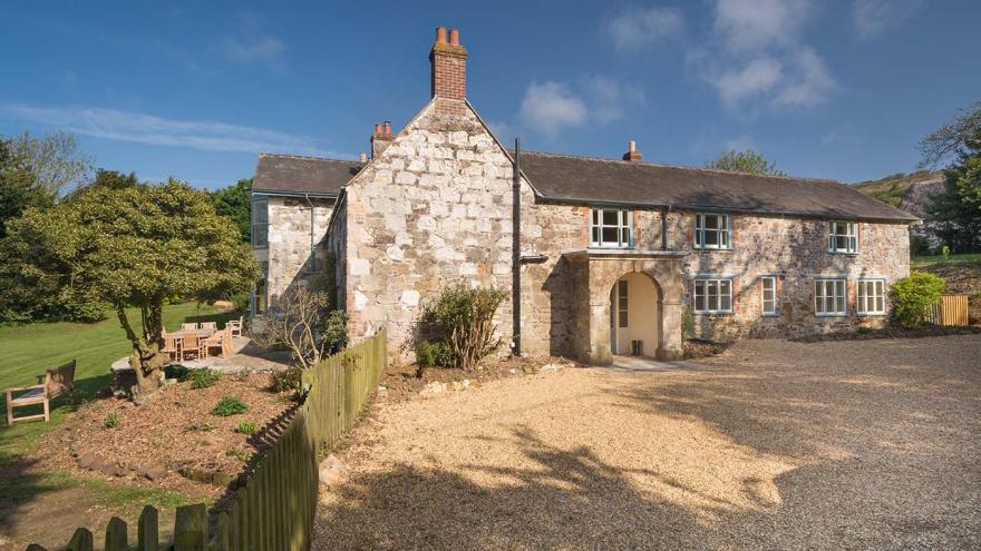 Mottistone Manor Farmhouse
