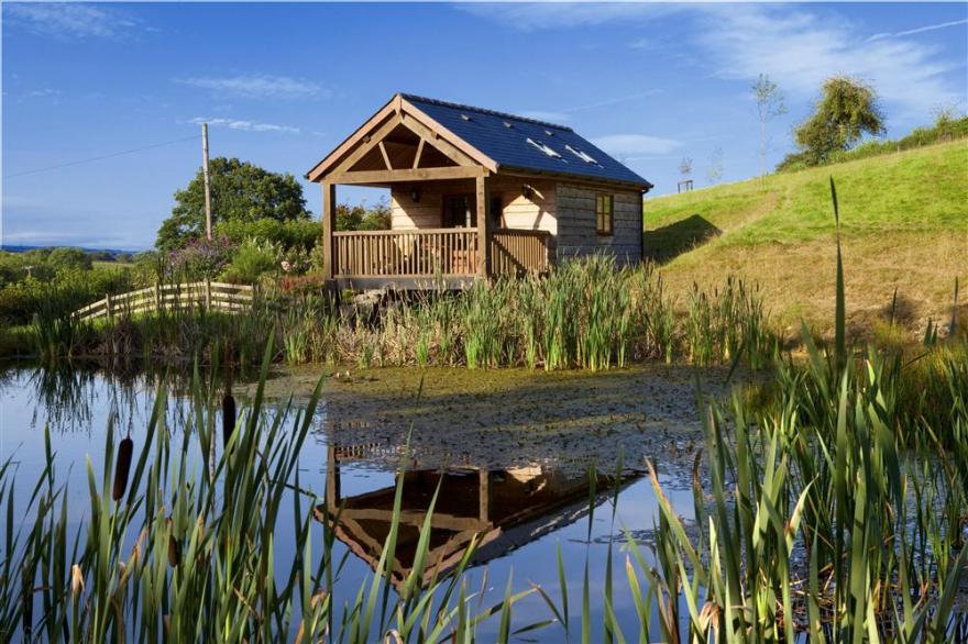Lily Pond Lodge