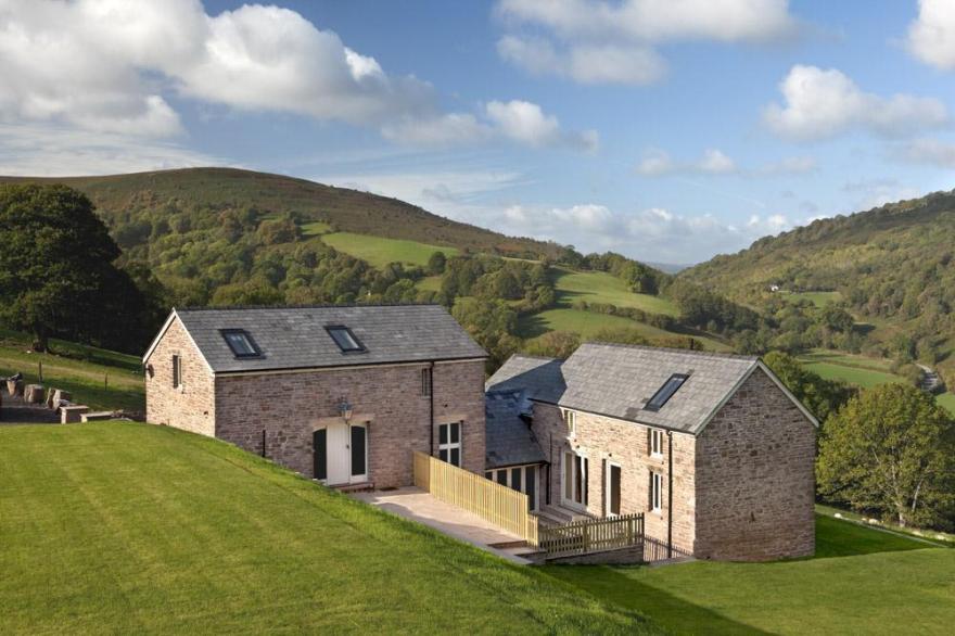 Strawberry Wood Barn