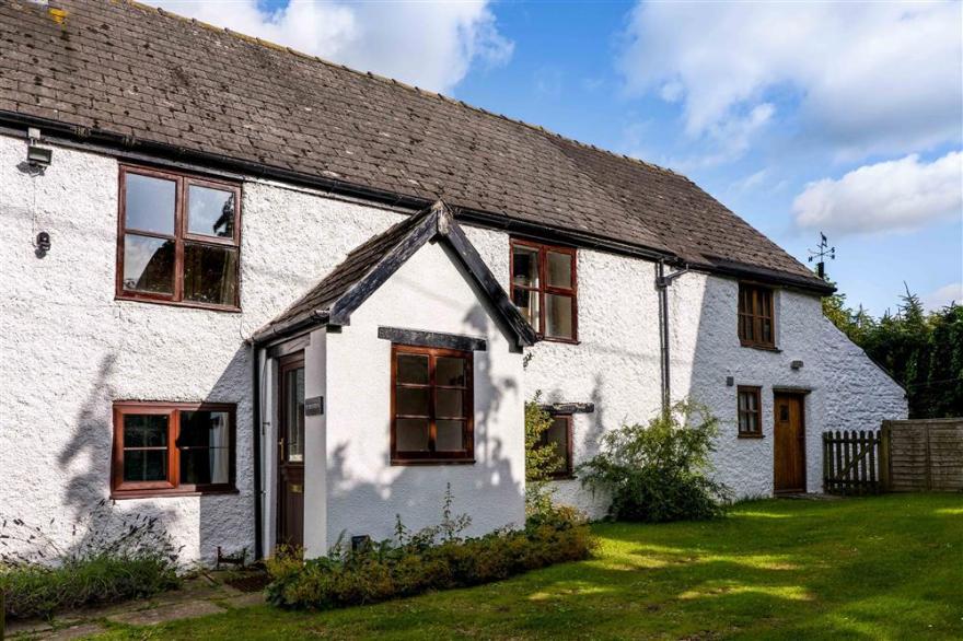 Dyffryn Cottage