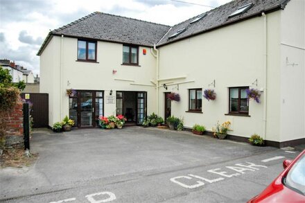 Canal House