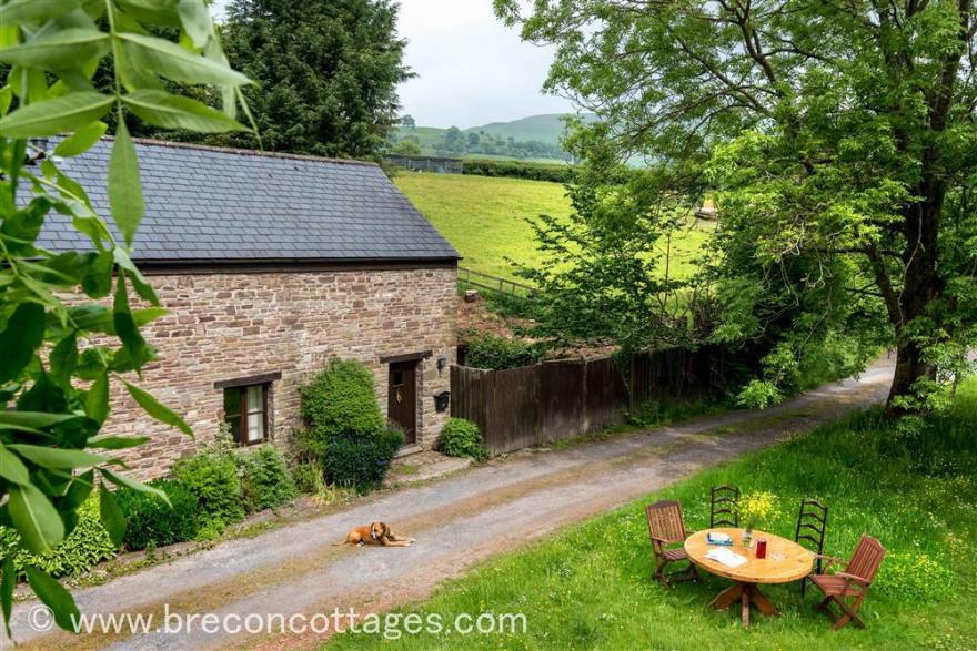 Little Hill Barn