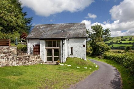 Madog Barn