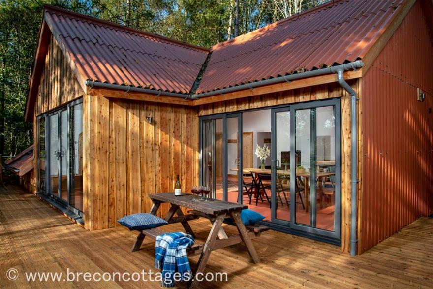 Larchwood Bothy
