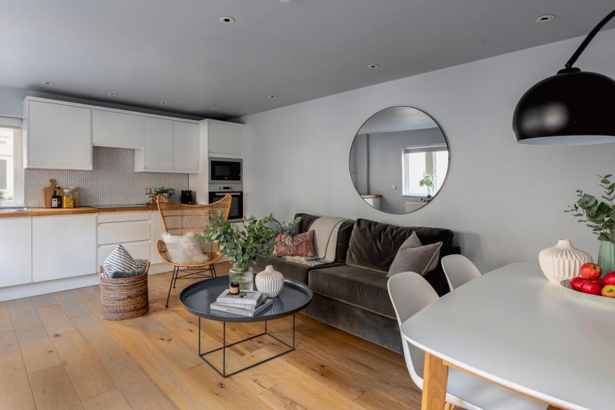 Beau Apartment V