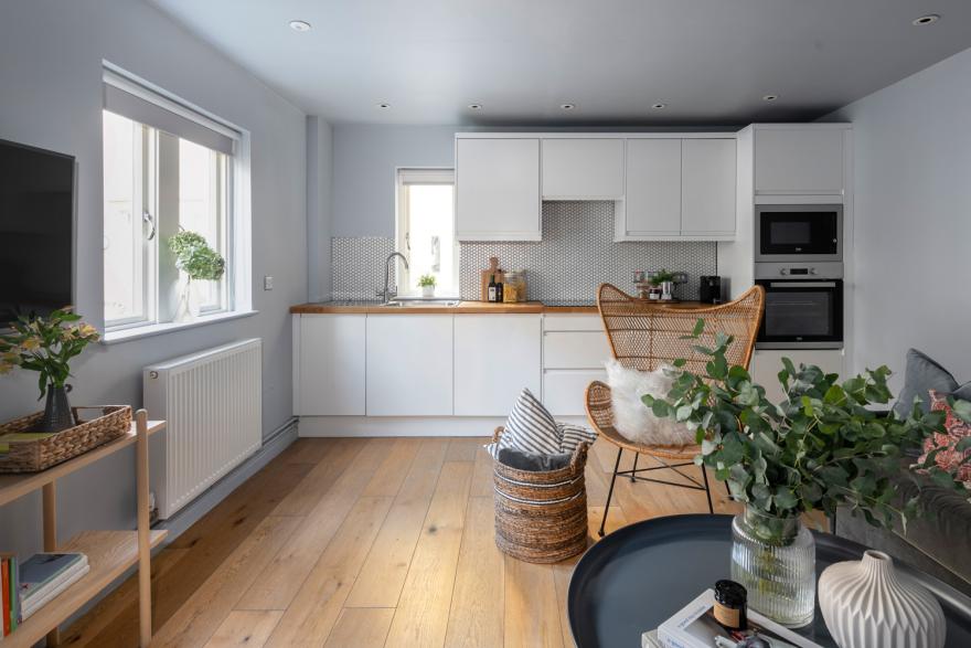 Beau Apartment V