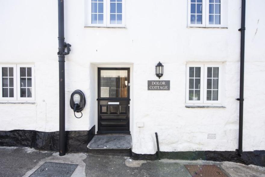 Dolor Cottage