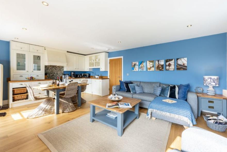 8 Fernhill