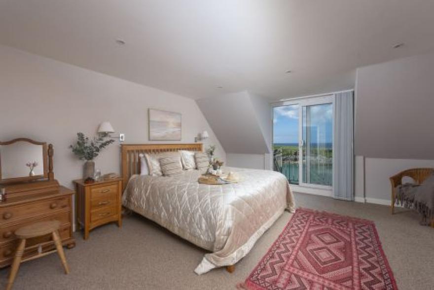 4 Glendorgal Sands