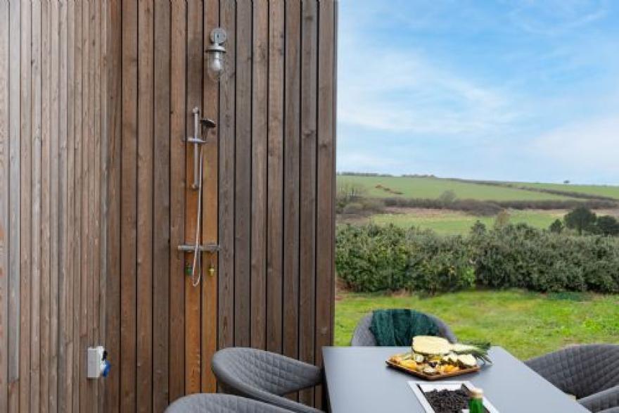 No.4 The Vista, Willingcott