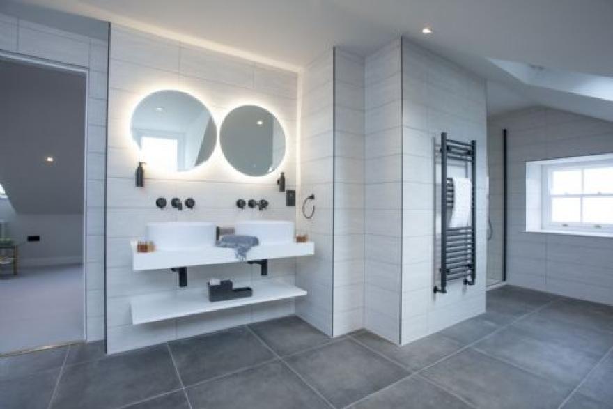 Provident, Maritime Suites