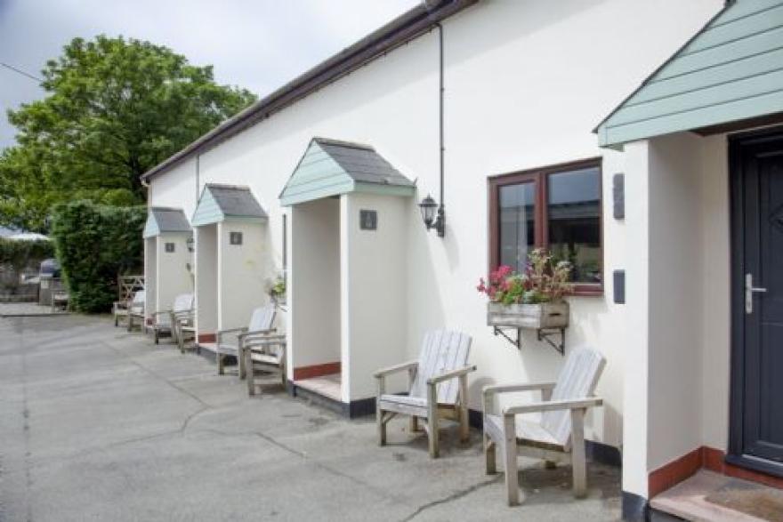 Nobbys Cottage, East Thorne