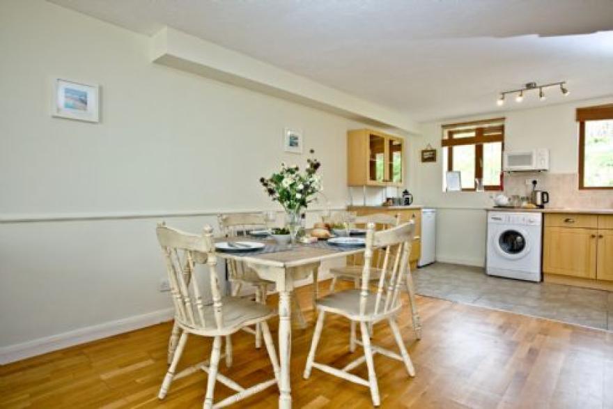 The Cwtch Cottage, East Thorne