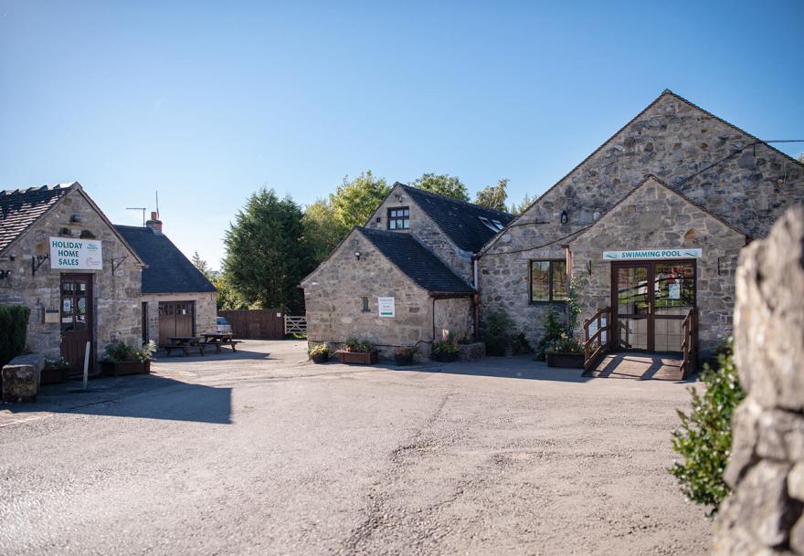 2-Bed Lodge