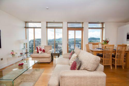 301 Riverview Apartment