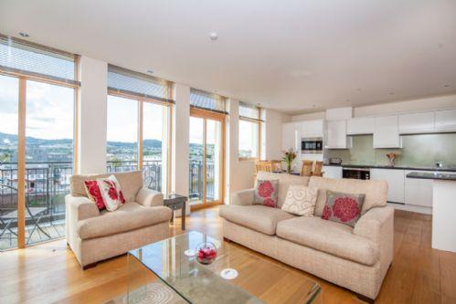 301 Riverview Apartment