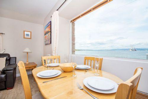 Harbour View Apartment